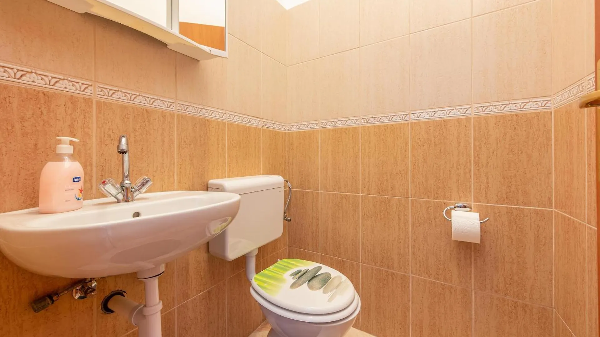 Beautiful Apartment In Maslenica With Kitchen Croatia